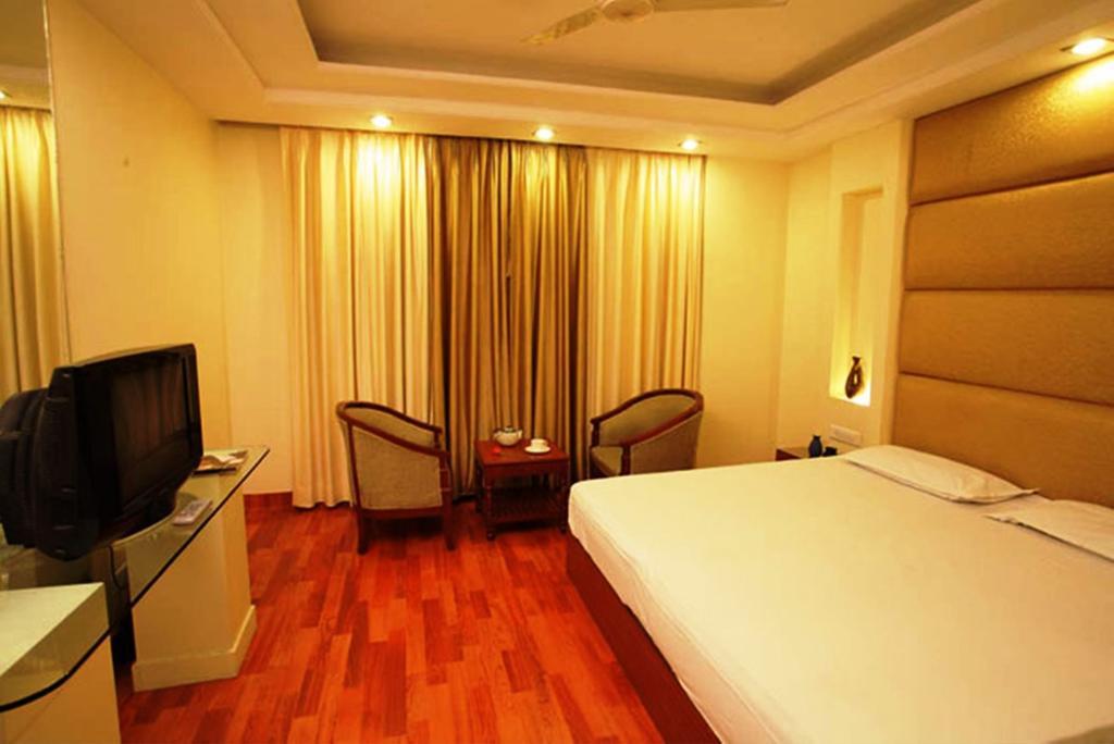 Hotel Aashish Jaipur Buitenkant foto