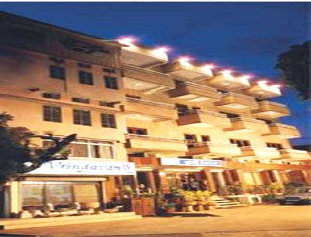 Hotel Aashish Jaipur Buitenkant foto